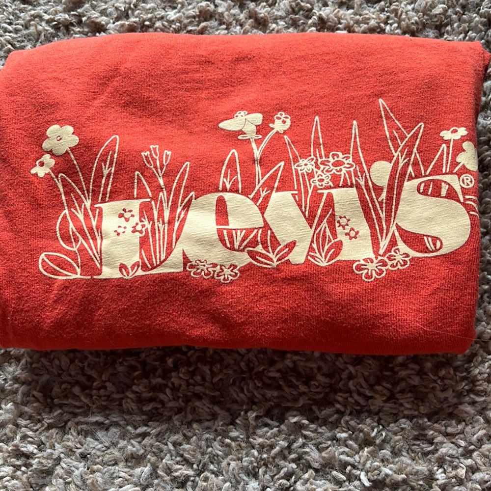 Levi T-shirt